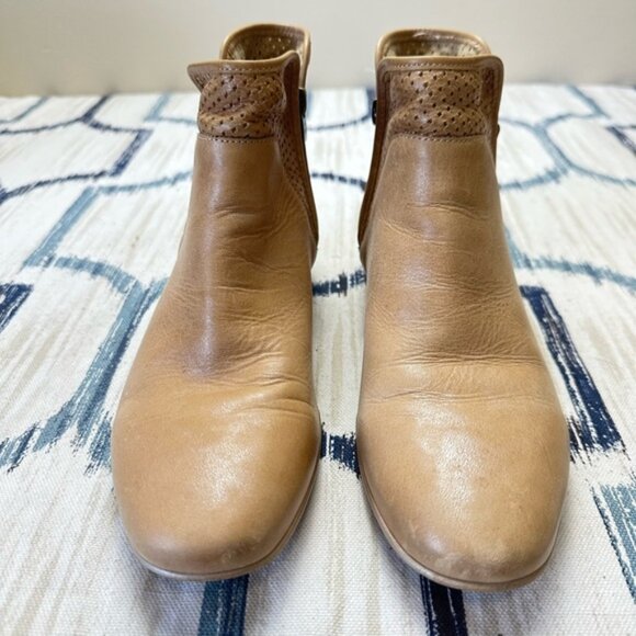 Karston Size 37 Tan Leather Ankle Boots - Picture 1 of 6